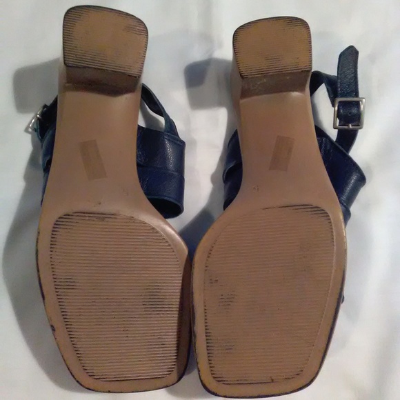 Tribeca  Studio women's sandals size 7 1/2M - Picture 5 of 5